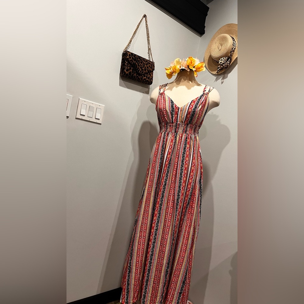 Summer Dress - Picture 2 of 5